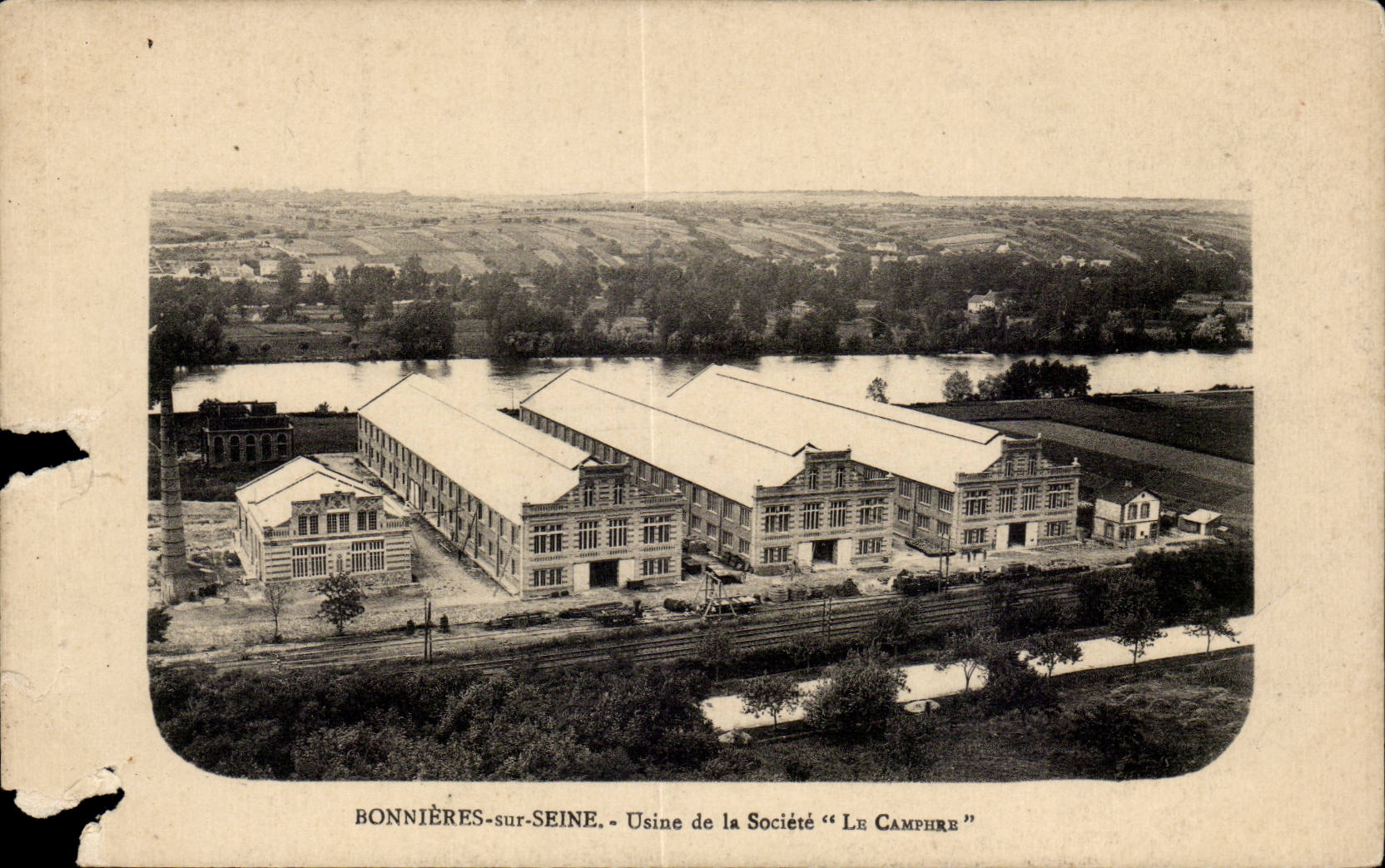 Bonnières-sur-Seine — Fabrik der Firma "Le Campire"