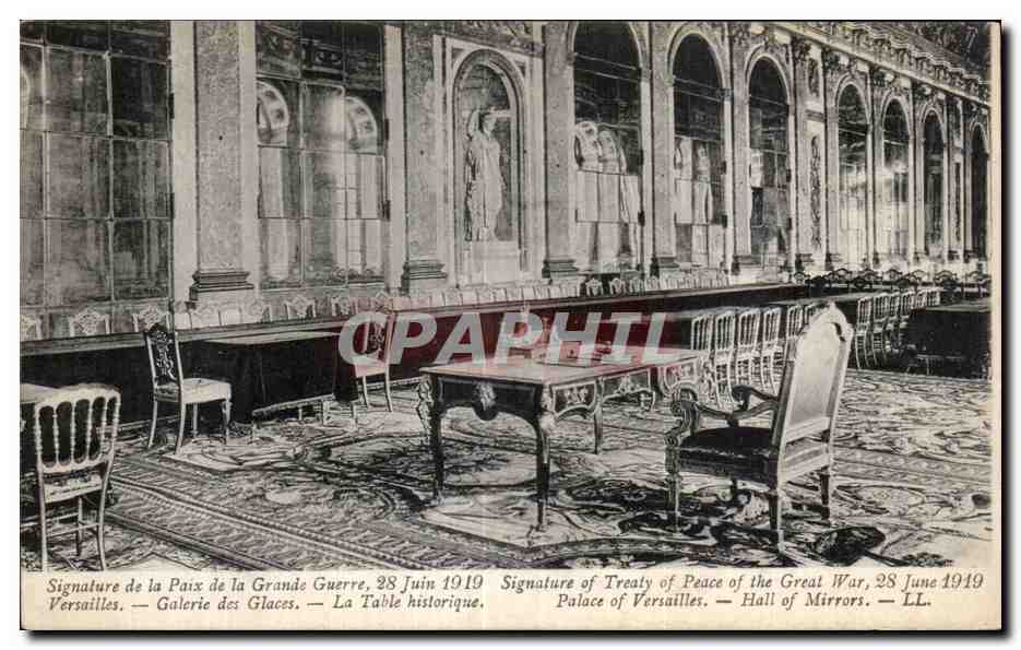 CPA Versailles Souvenir de la grande guerre 28 juin 1919 Galerie des glaces La table historique 