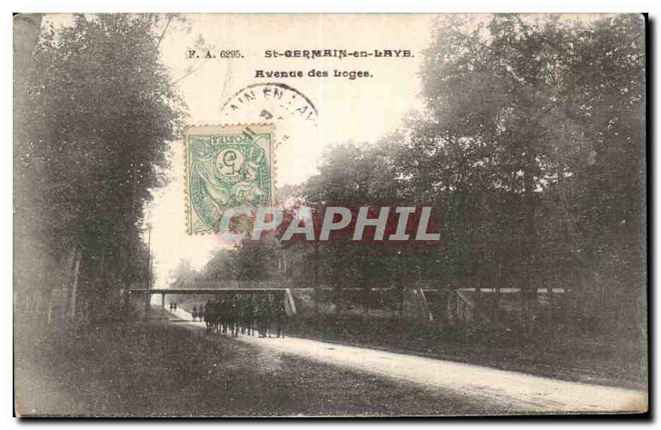 CPA Saint Germain en Laye Avenue des loges Cavaliers Chevaux Horse