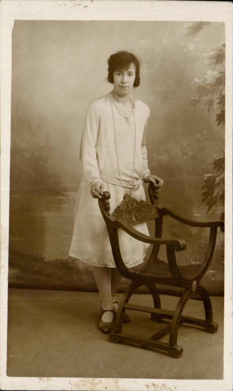 CARTE PHOTO Femmes Folklore costume