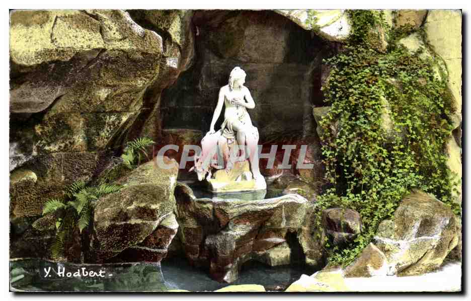 CPSM Rambouillet La laiterie de la reine La nymphe a la chevre de Julien Goat