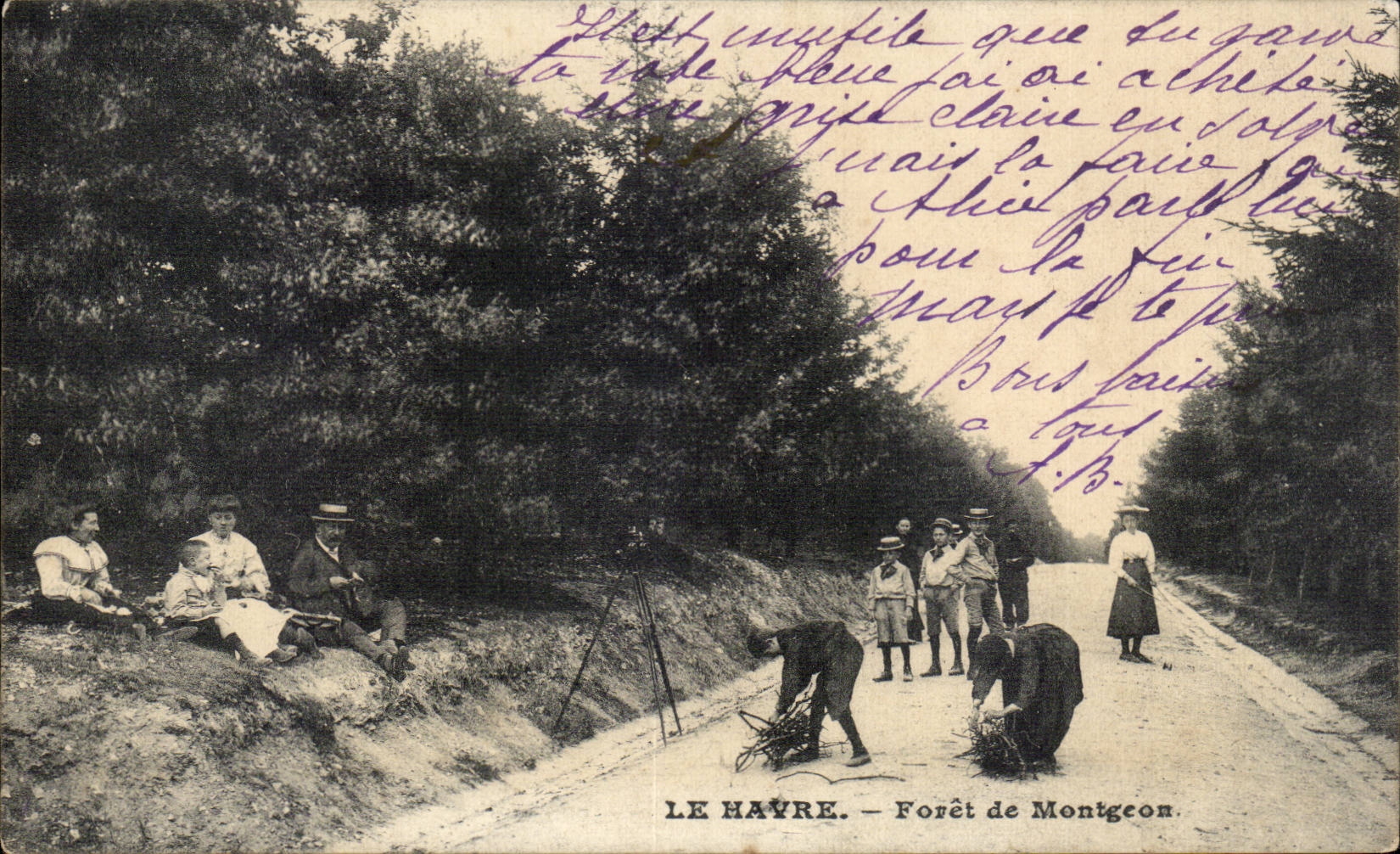 CPA Le Havre Foret de Montgeon (animee)