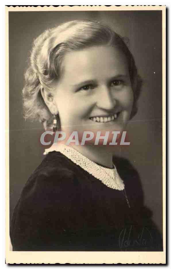 CARTE PHOTO Jeune femme polonaise 1946 Pologne Polska Costume