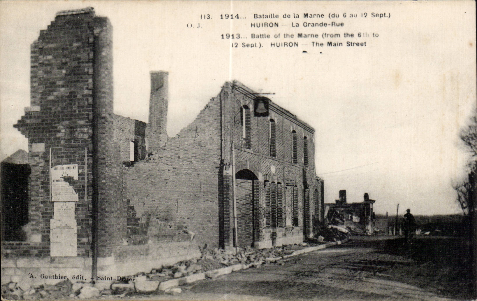 CPA Militaria Bataille de la Marne Huiron La grande rue 