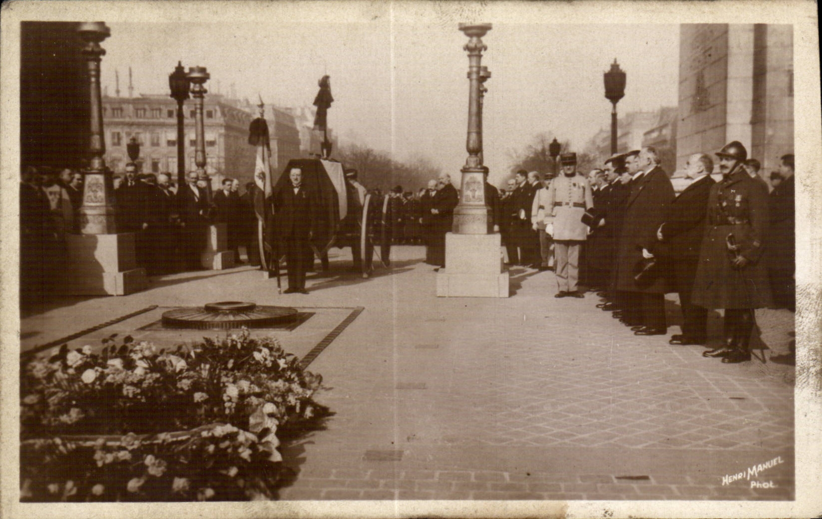 CPA Militaria Funerailles du Marechal Foch 26 mars 1929 Arc de Triomphe 