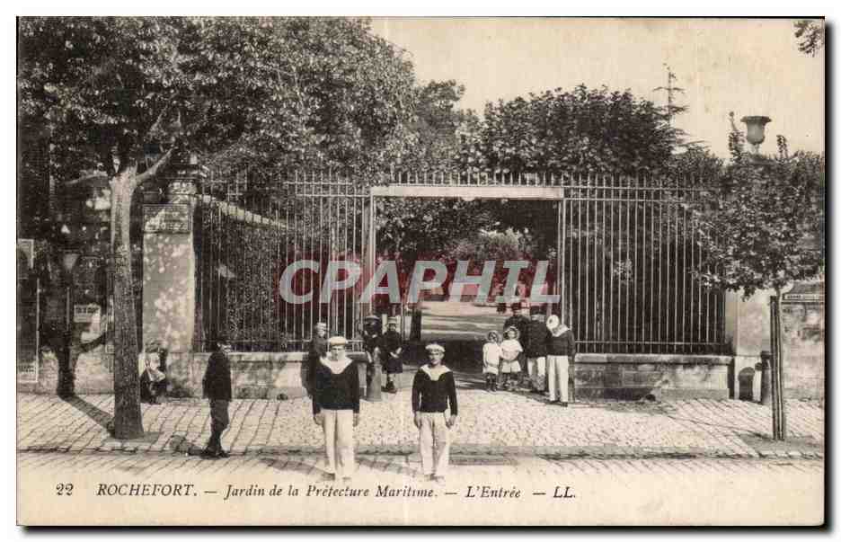 CPA Rochefort Jardin de la prefecture maritime L entree