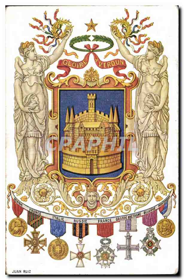 CPA Militaria Gloire a Verdun medailles Insignes 