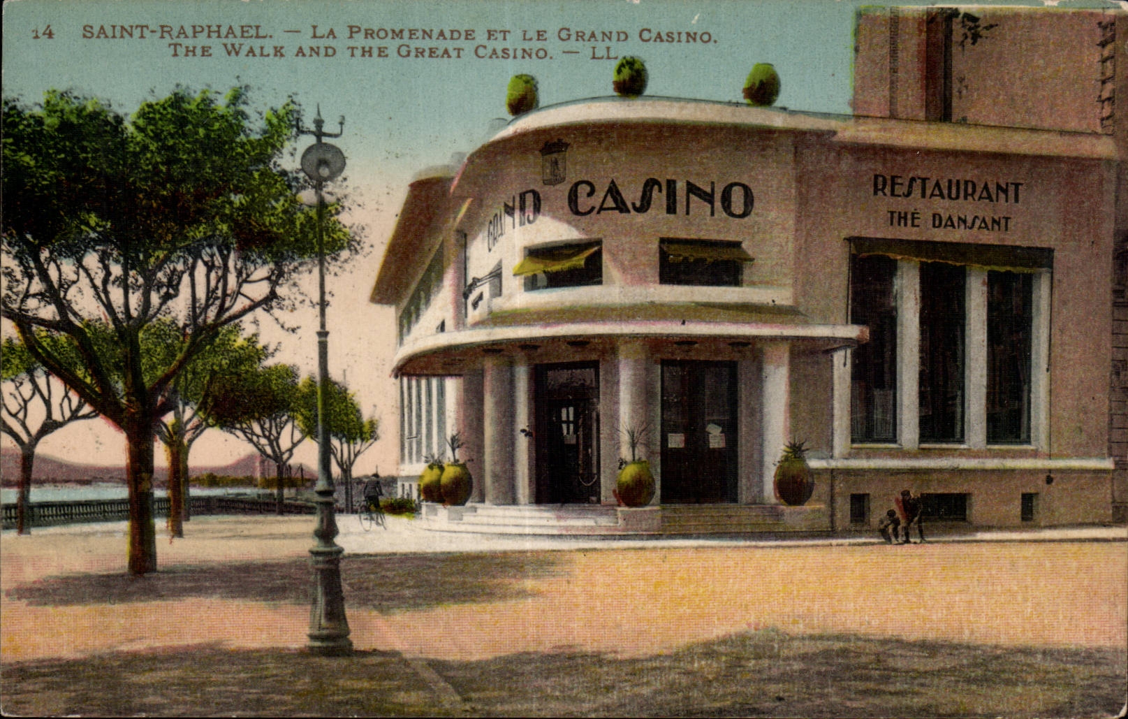 Saint-Raphaël — La Promenade et le Grand Casino — LL