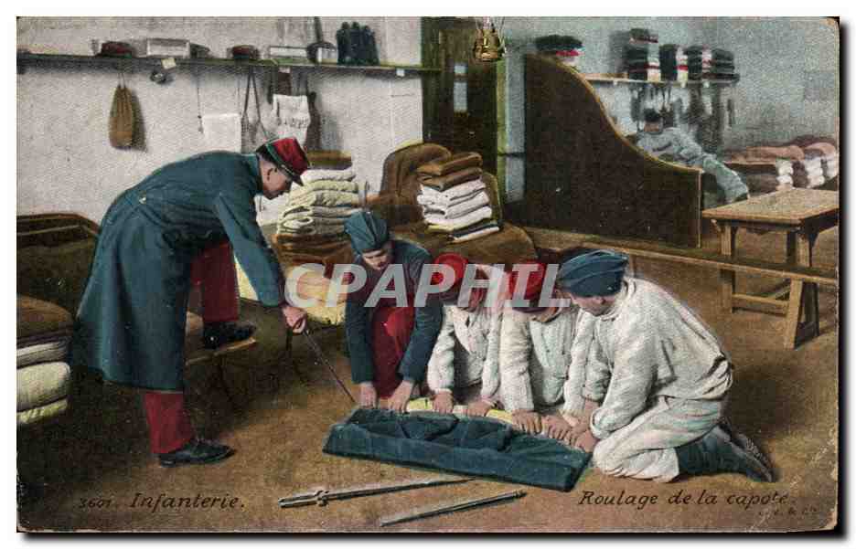CPA Militaria Infanterie Roulage de la capote