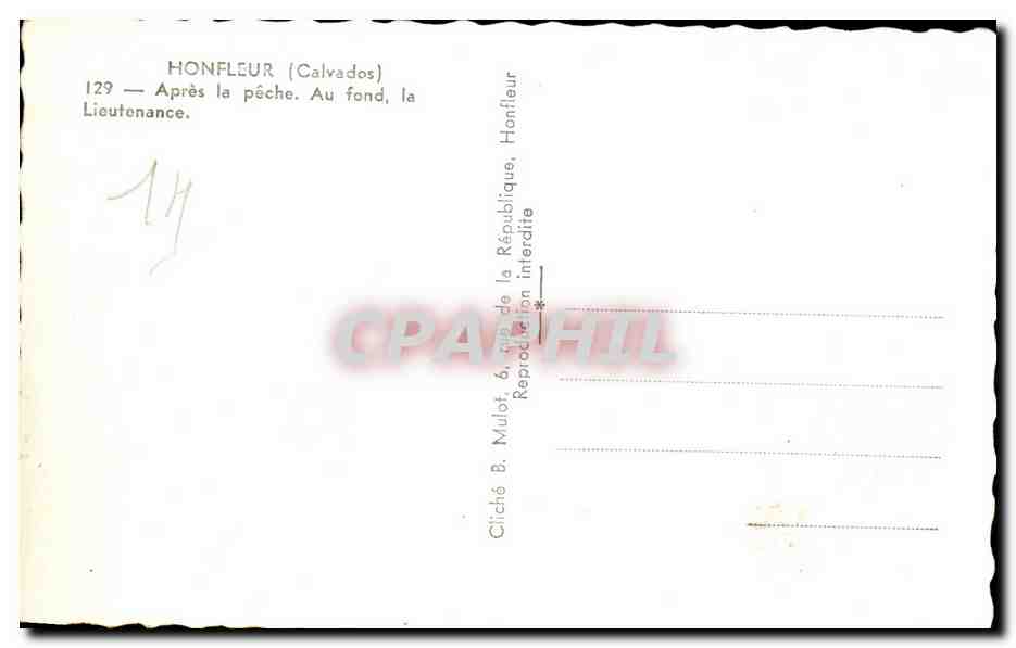 Honfleur - Apres la Peche - Au Fond - La Lieutenance - CPA  — Rückseite