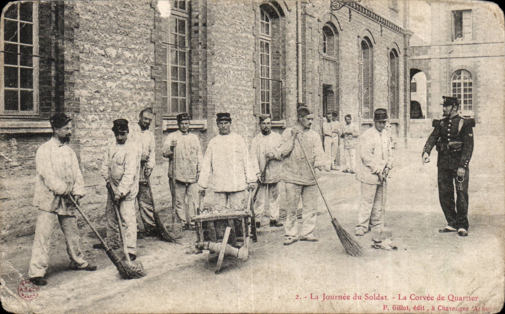 CPA Militaria La journee du soldat La corvee de Quartier