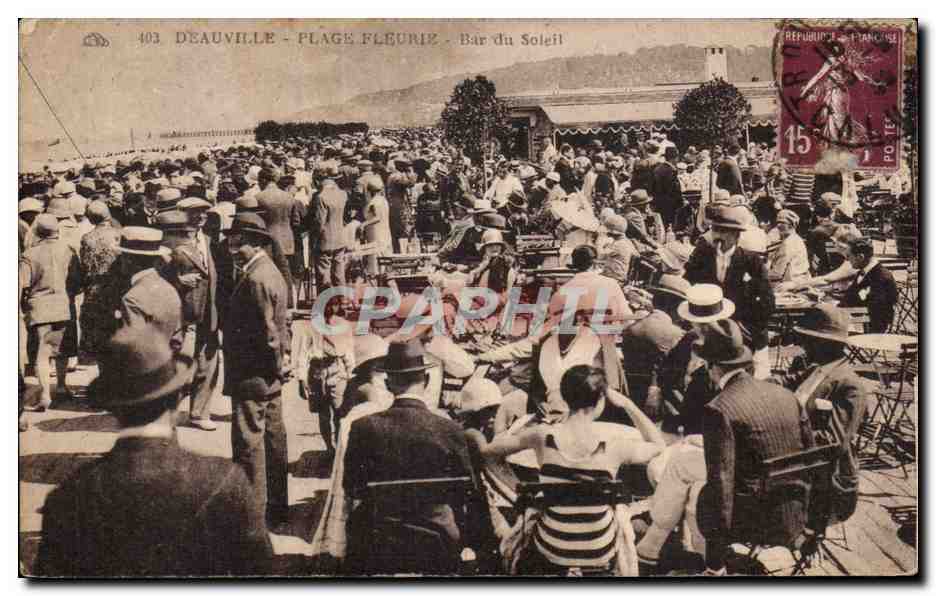 CPA Deauville Plage fleurie Bar du soleil