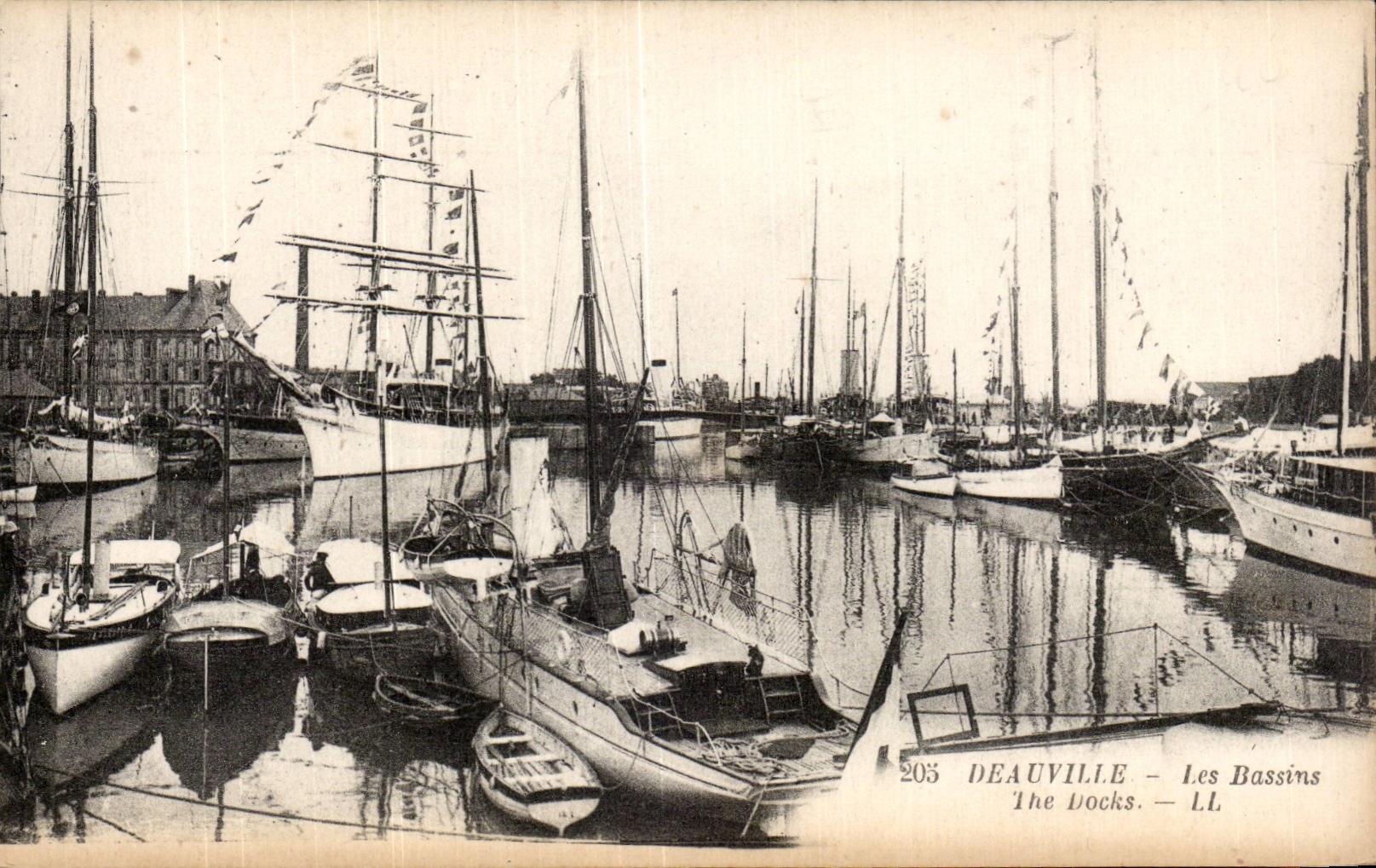 Deauville — Les Bassins — L.L. n°205
