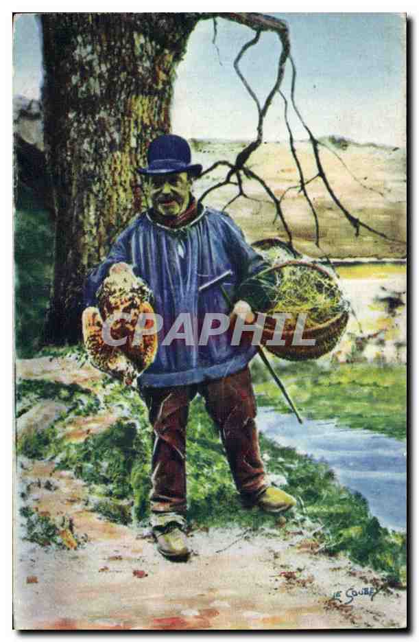 Folklore - Costumes - La Normandie - C est une jeune poulette qui pond tous les jours - CPA 