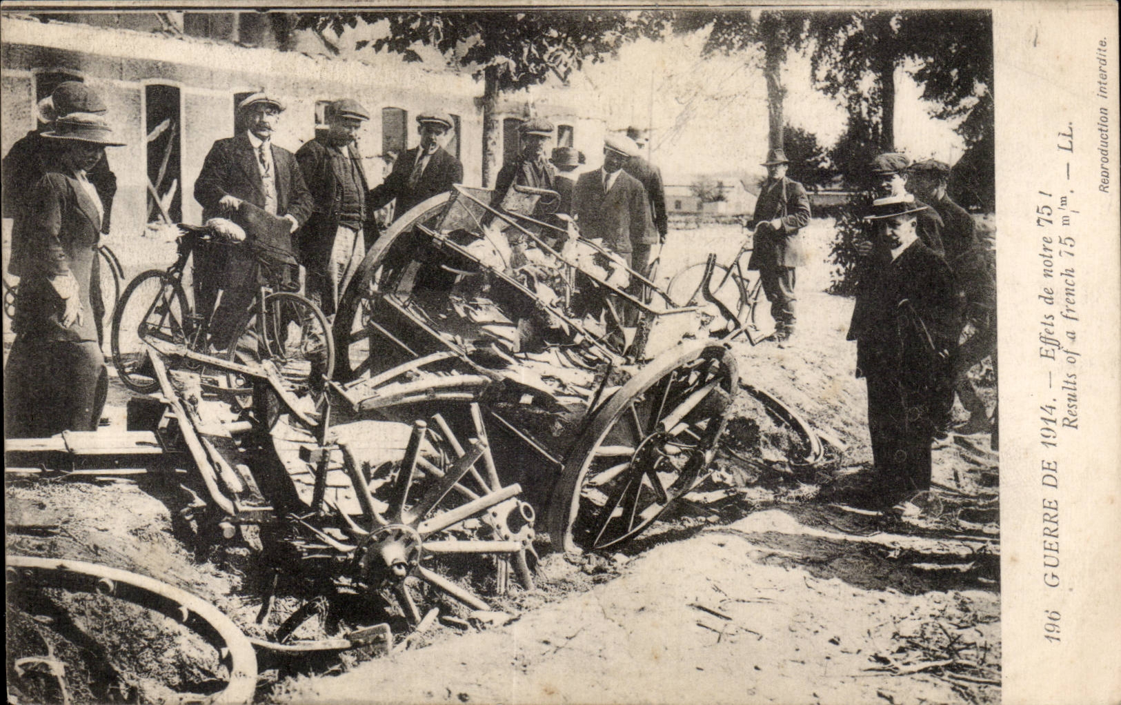CPA Guerre de 1914 Effets de notre 75 ! Canon 