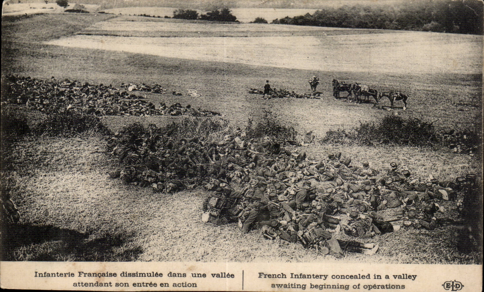 Französische Infanterie in einer Schlucht versteckt — Verlag EID