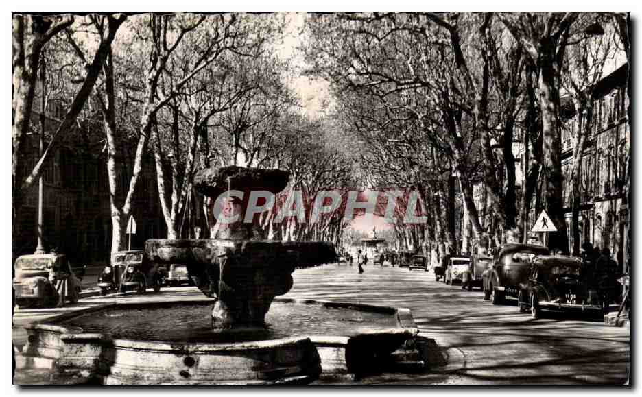 Aix-en-Provence — Fontaine des Neuf Canons sur le Cours Mirabeau — La Cité du Roy René