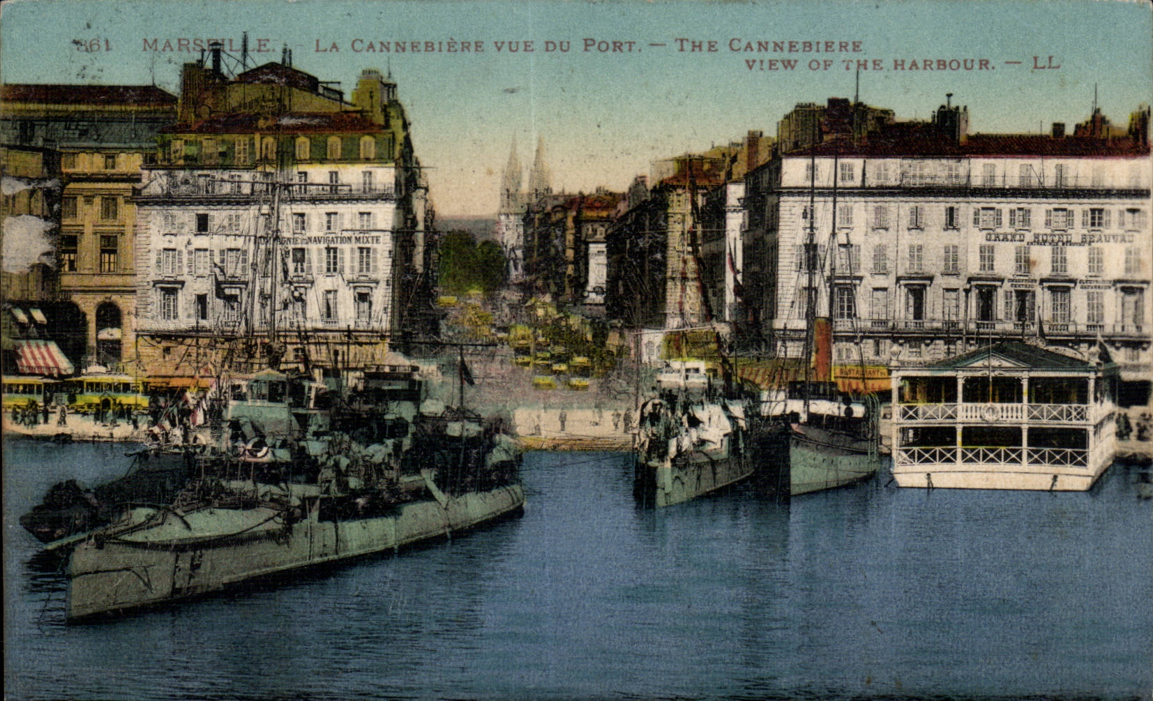 CPA Marseille La Cannebiere vue du port Bateau 