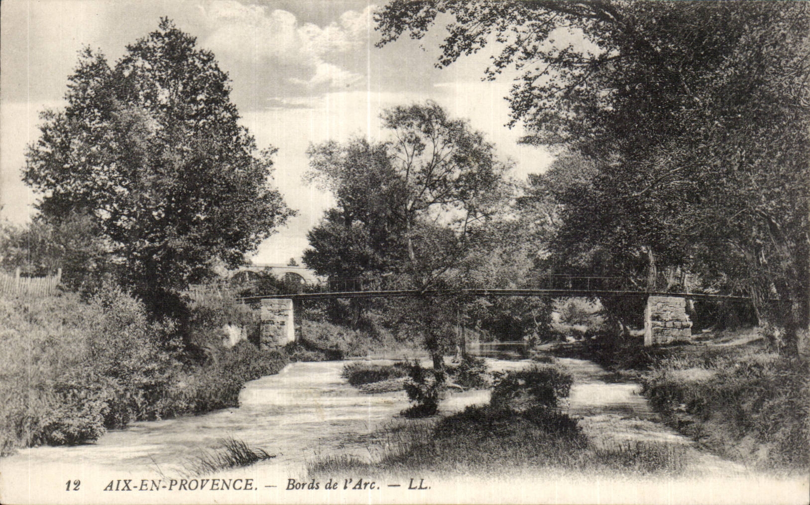 Aix-en-Provence — Bords de l'Arc — LL. — N°12