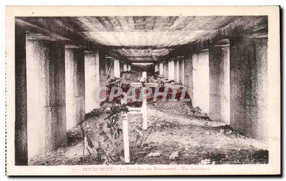 Douaumont — La Tranchée des Baionnettes — Vue intérieure