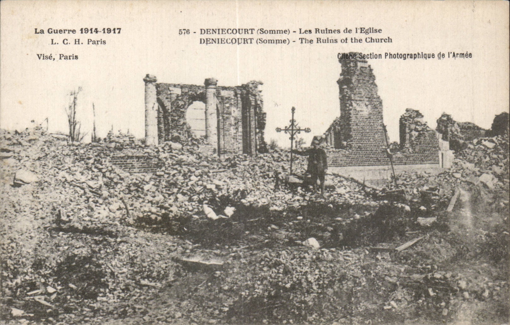 Deniecourt (Somme) — Ruinen der Kirche — Photographische Abteilung der Armee, n° 576