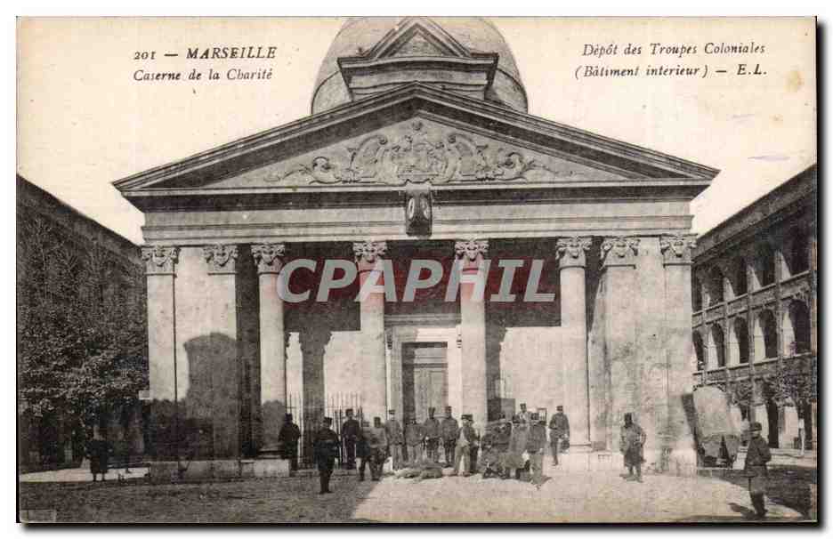 Marseille — Caserne de la Charité — Dépôt des Troupes Coloniales (Bâtiment intérieur) — E.L.