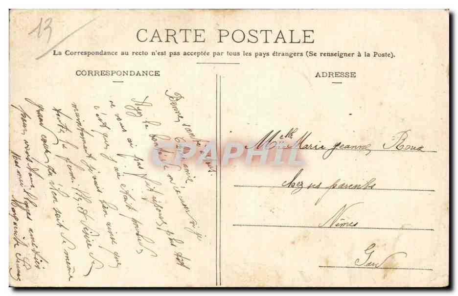 Folklore - Costumes - Arles - Type d Arlesienne - CPA  — Verso