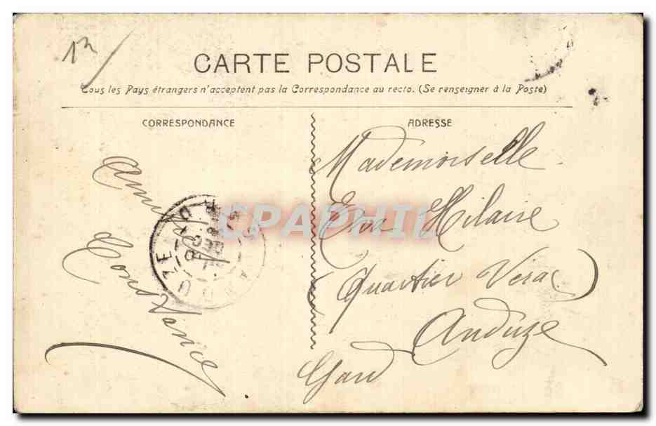 CPA En Provence Type Marseillais Une poissonniere Folklore costume  — Rückseite