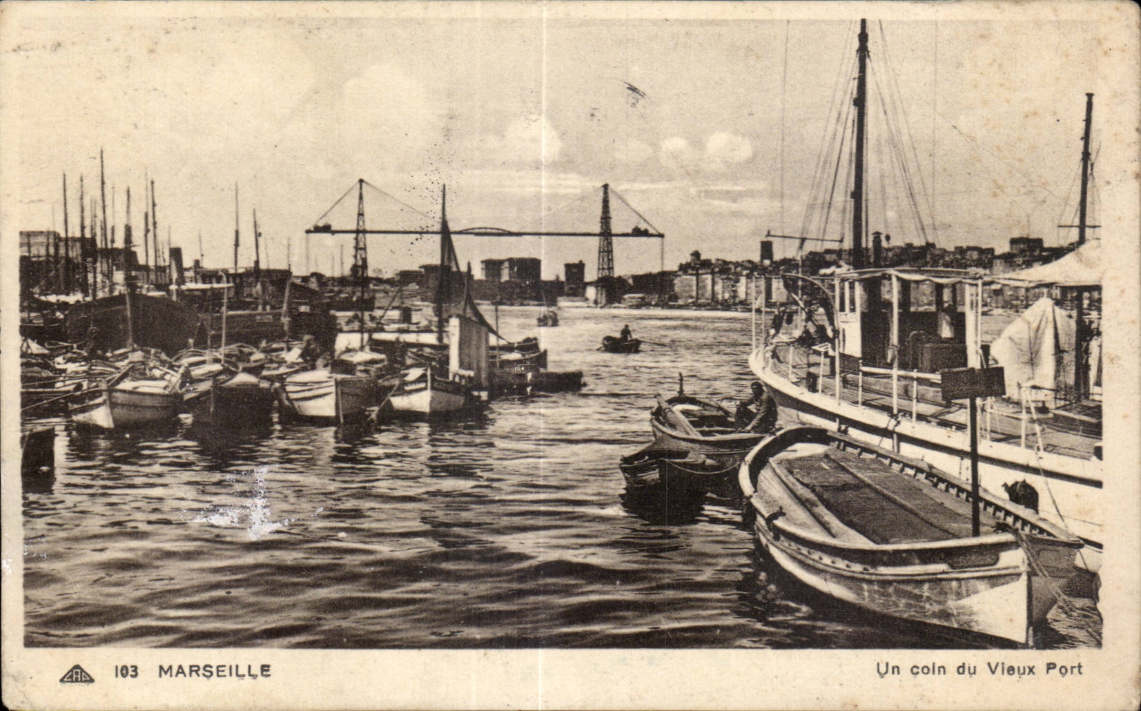 Marseille - Un Coin du Vieux Port - CPA 