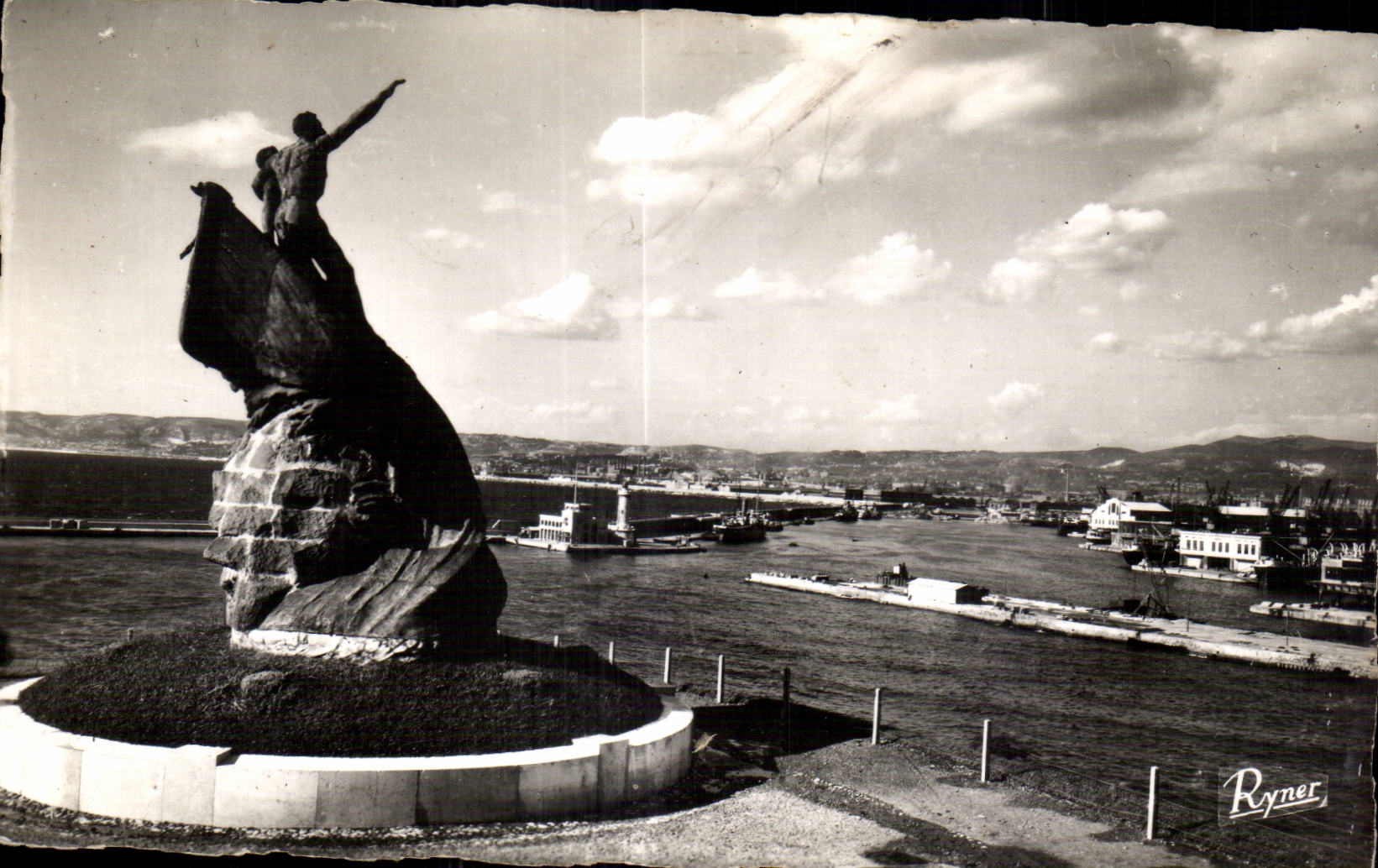 Marseille - Vue Generale sur les Ports - CPA 