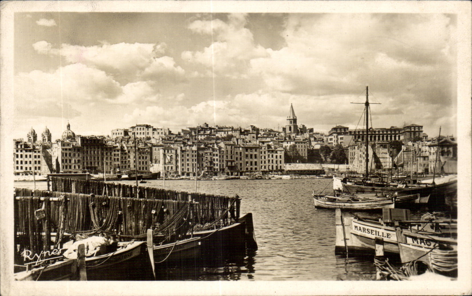 Marseille - Un Coin du Vieux Port - CPA 