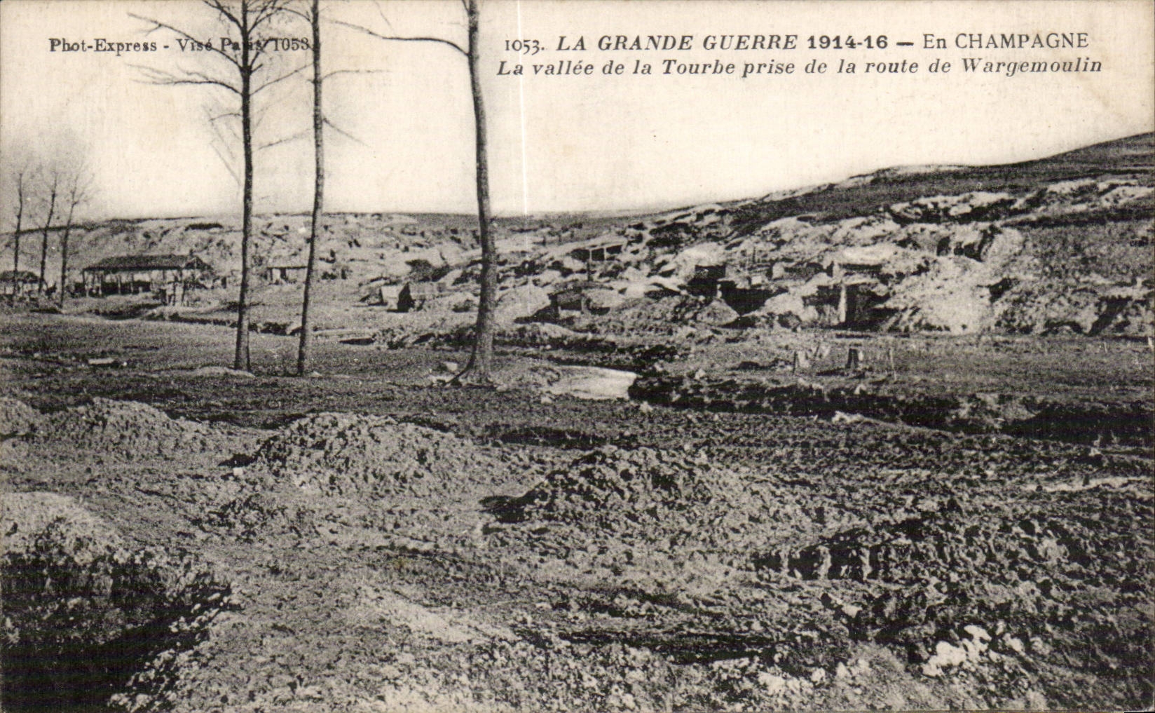 CPA Militaria En Champagne La vallee de la Tourbe prise de la route de Wargemoulin 