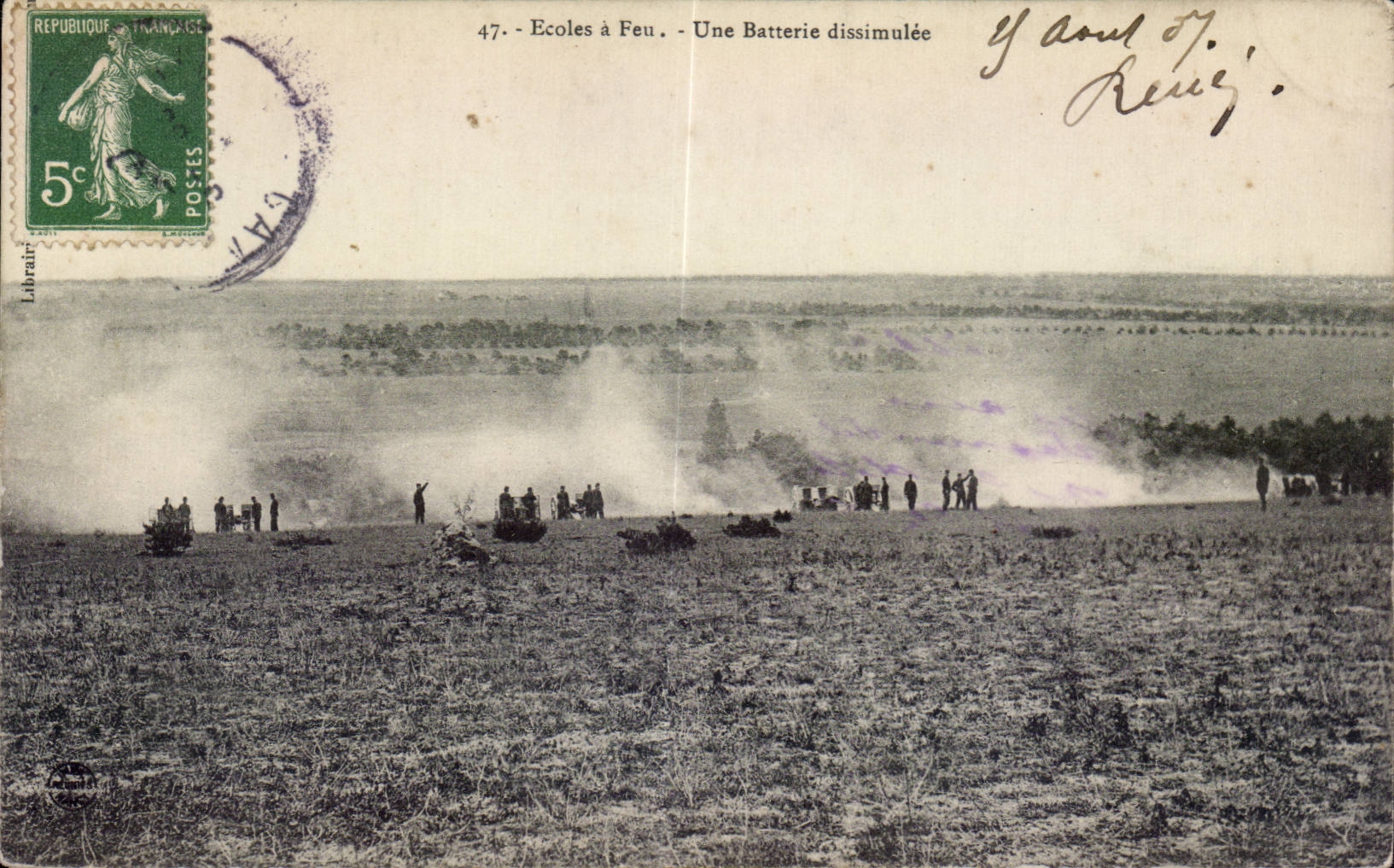CPA Militaria Ecoles a feu Une batterie dissimulee