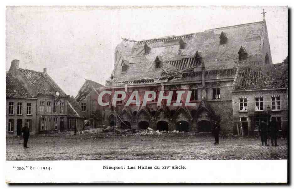 CPA Militaria Nieuport les halles