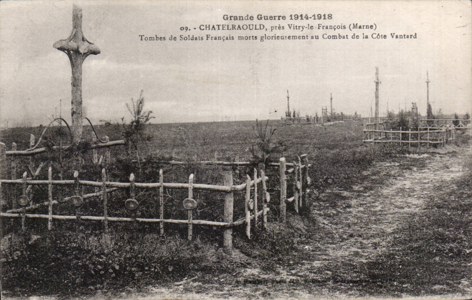 CPA Chatelraoud pres Vitry le Francois Tombes de soldats francais