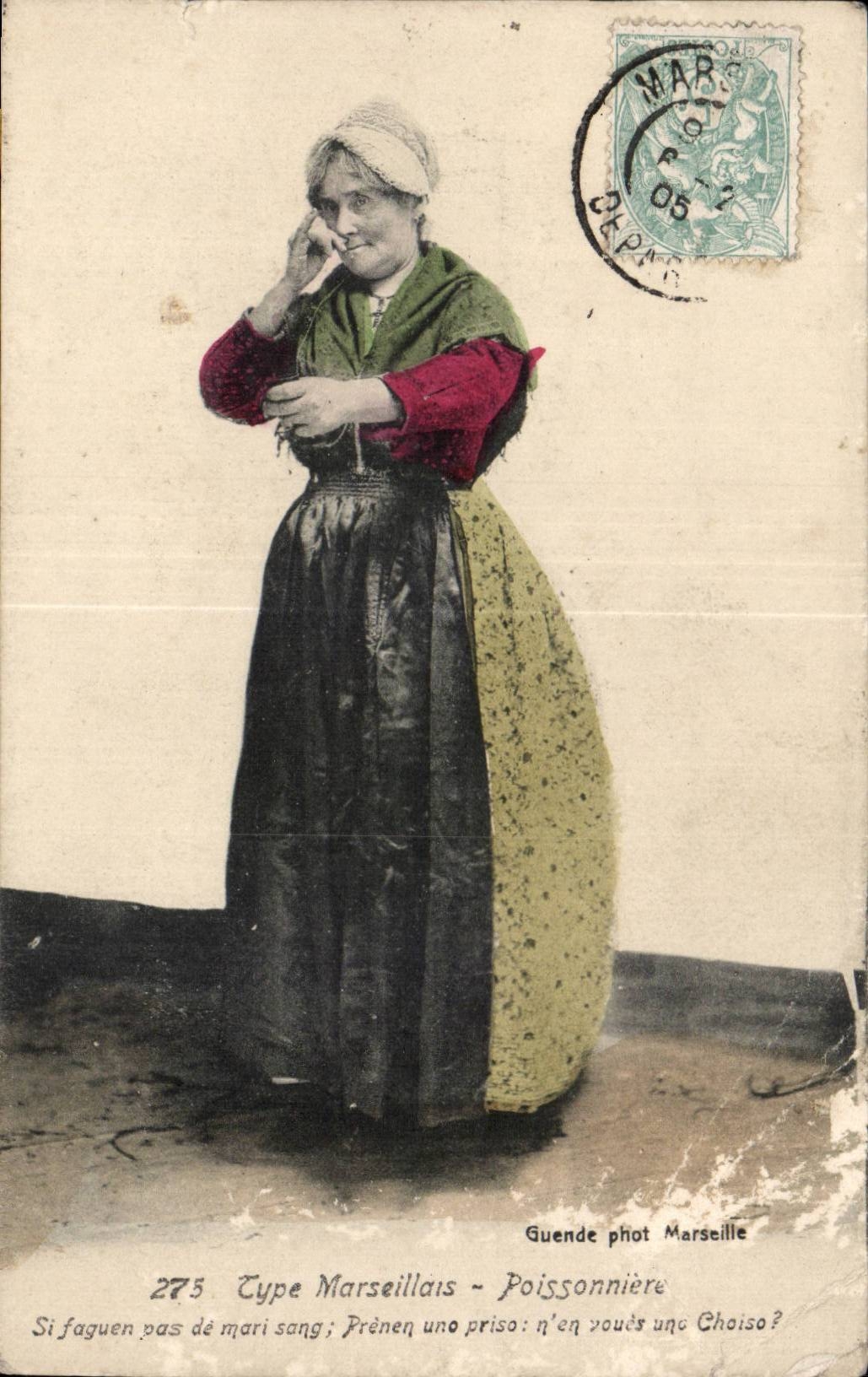 Folklore - Costumes - Type Marseillais - Poissonniere - CPA 