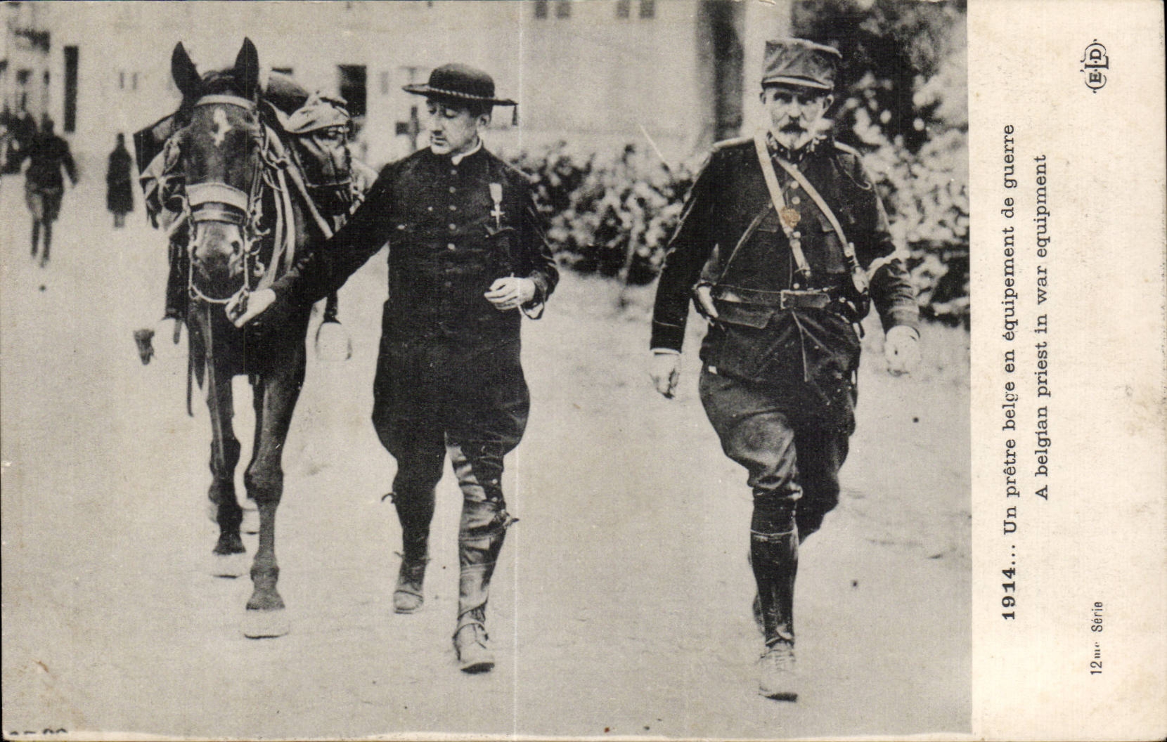 Un sacerdote belga en equipo de guerra — 1914 — Editor E.P. — Serie 12me
