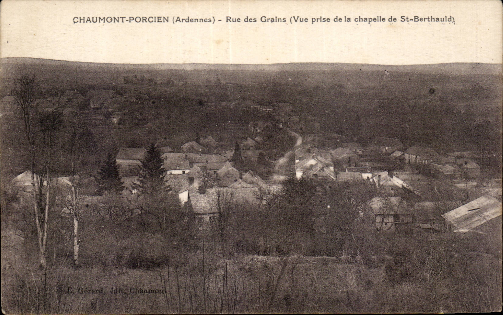 Chaumont Porcien - Rue des Grains - CPA 
