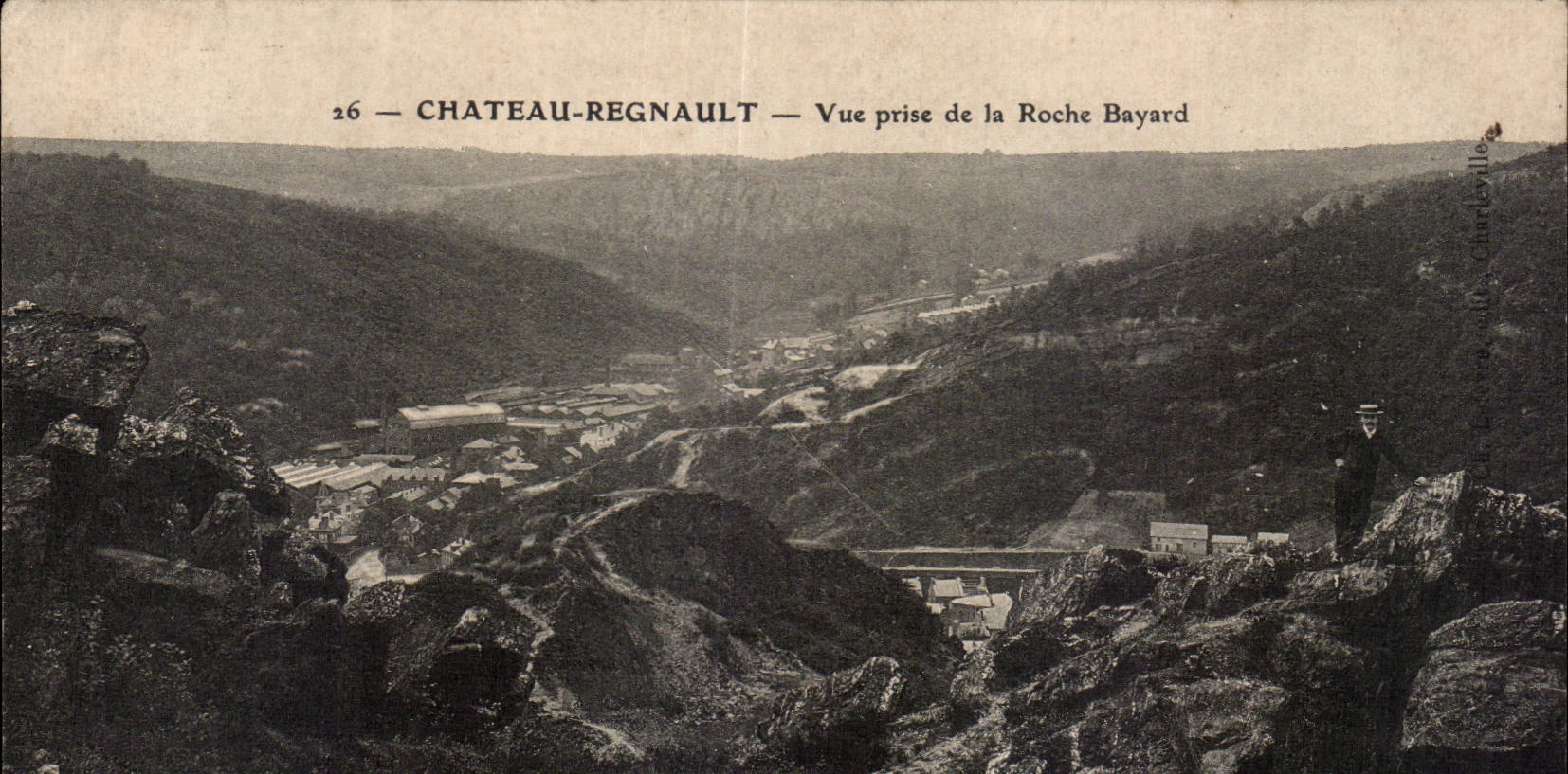 Château-Renault — Vue prise de la Roche Bayard — Carte postale n°26