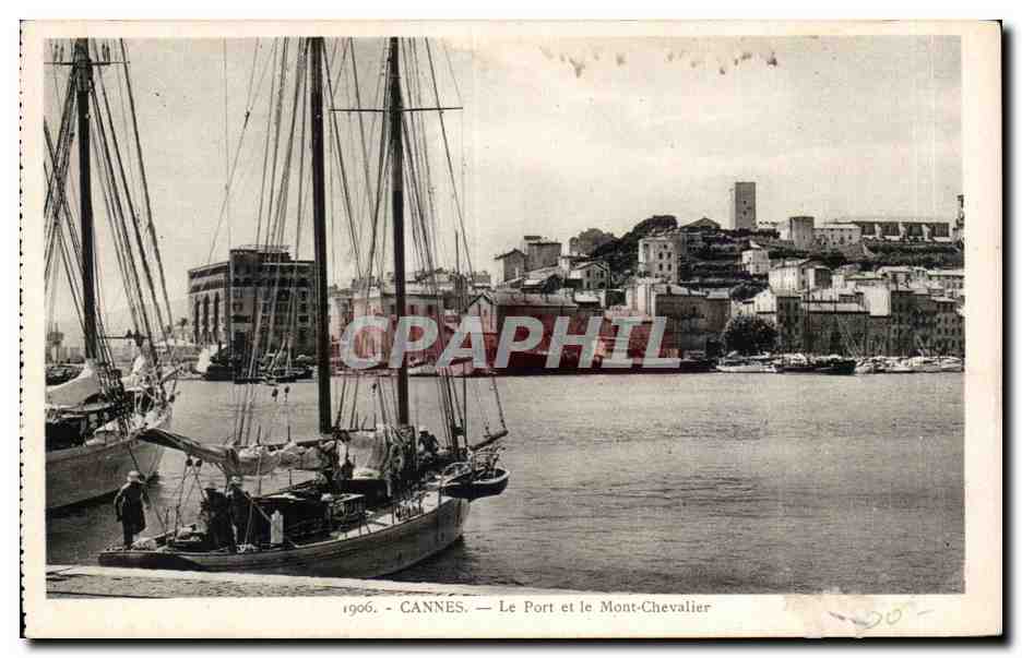Cannes - Le Port et le Mont Chevalier - CPA 