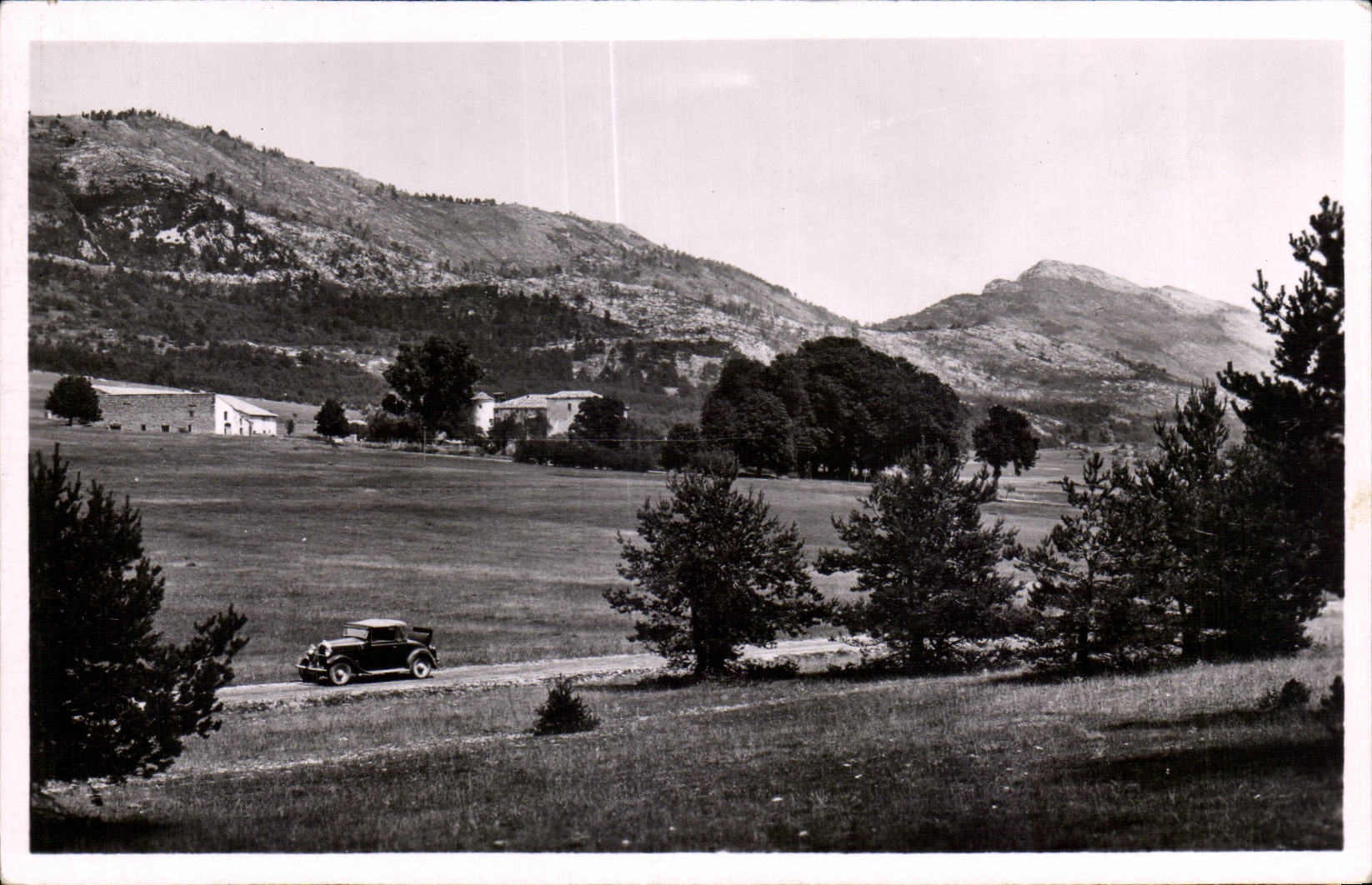 Thorenc - Le Chateau et le Pic de l Aigle - CPA 