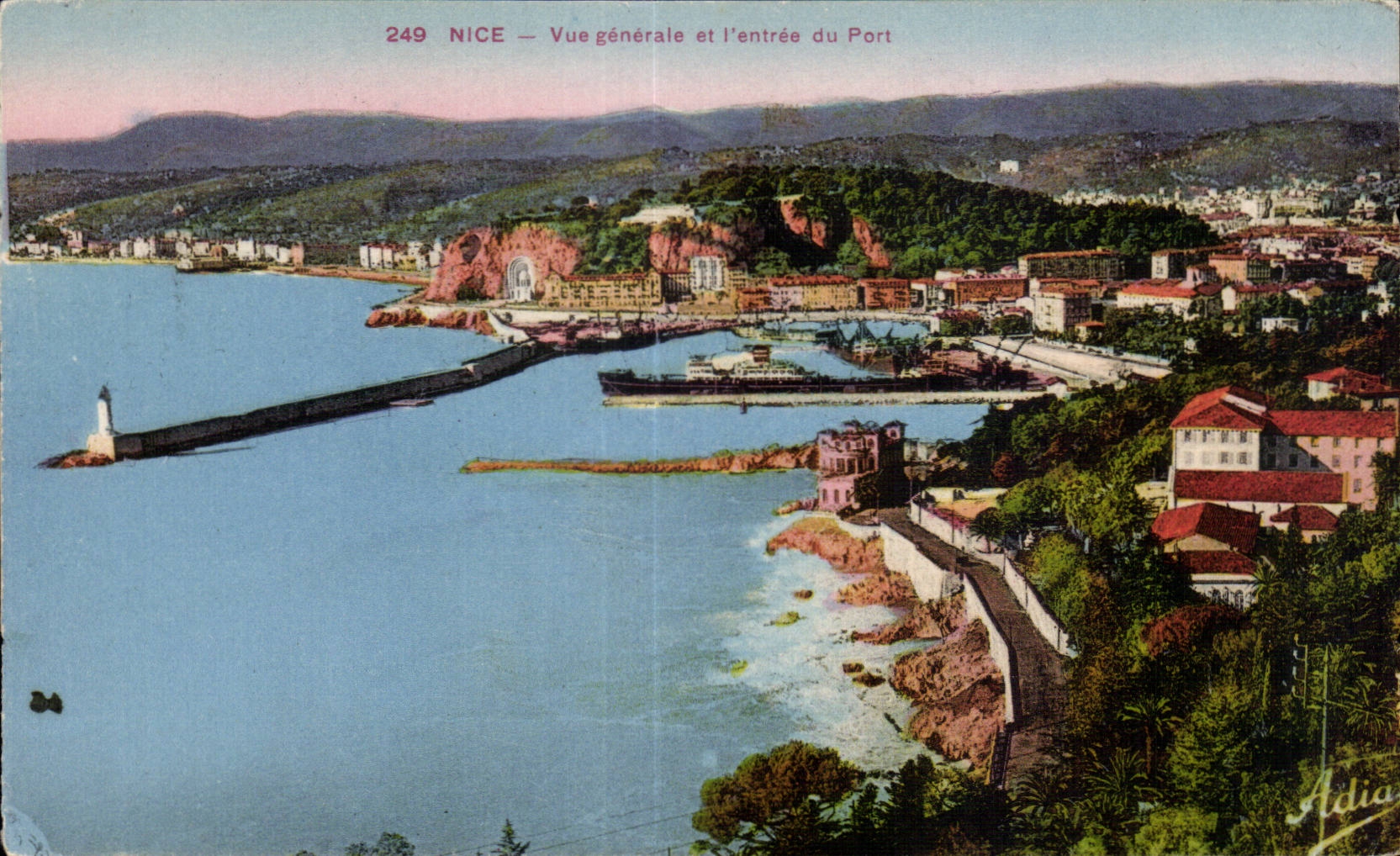 Nice - Vue Generale et l entree du Port - CPA 
