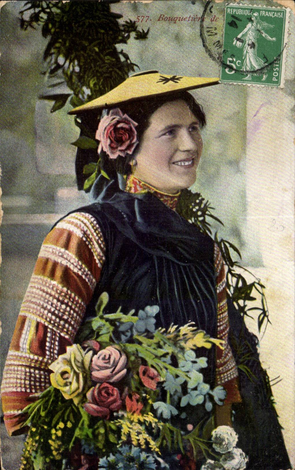Folklore - Costumes - Nicoises Bouquetieres - CPA 