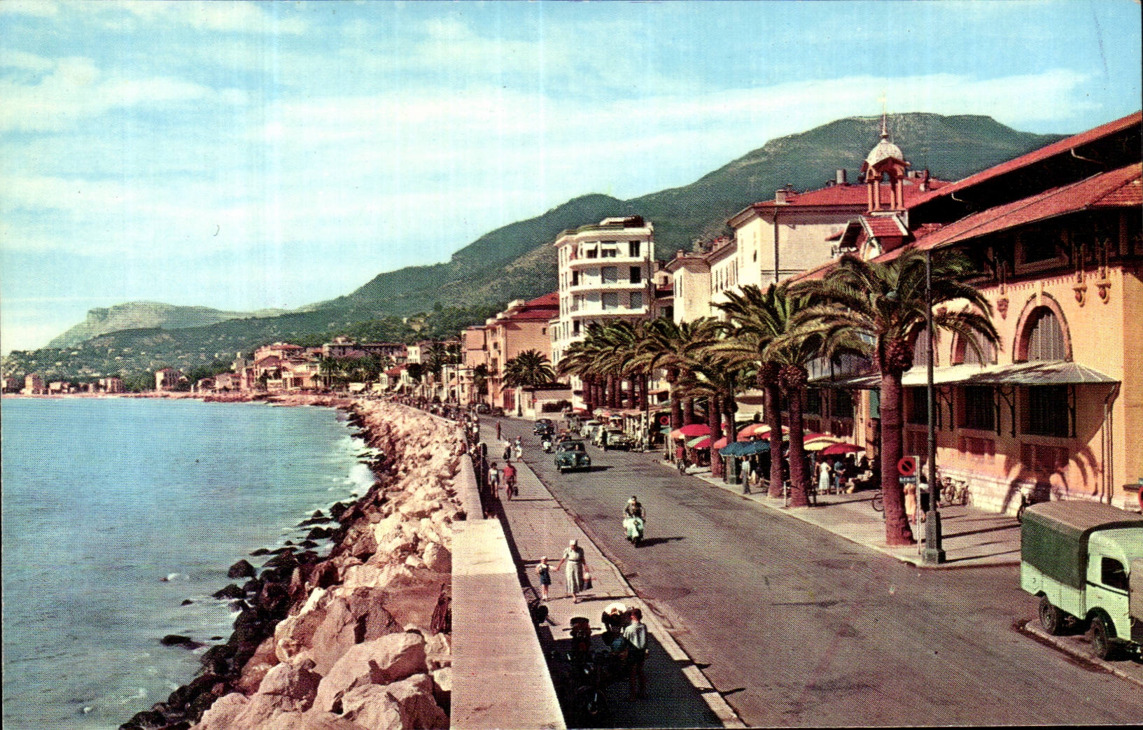 Menton - Le Quai General Leclerc de Hautecloque - CPA
