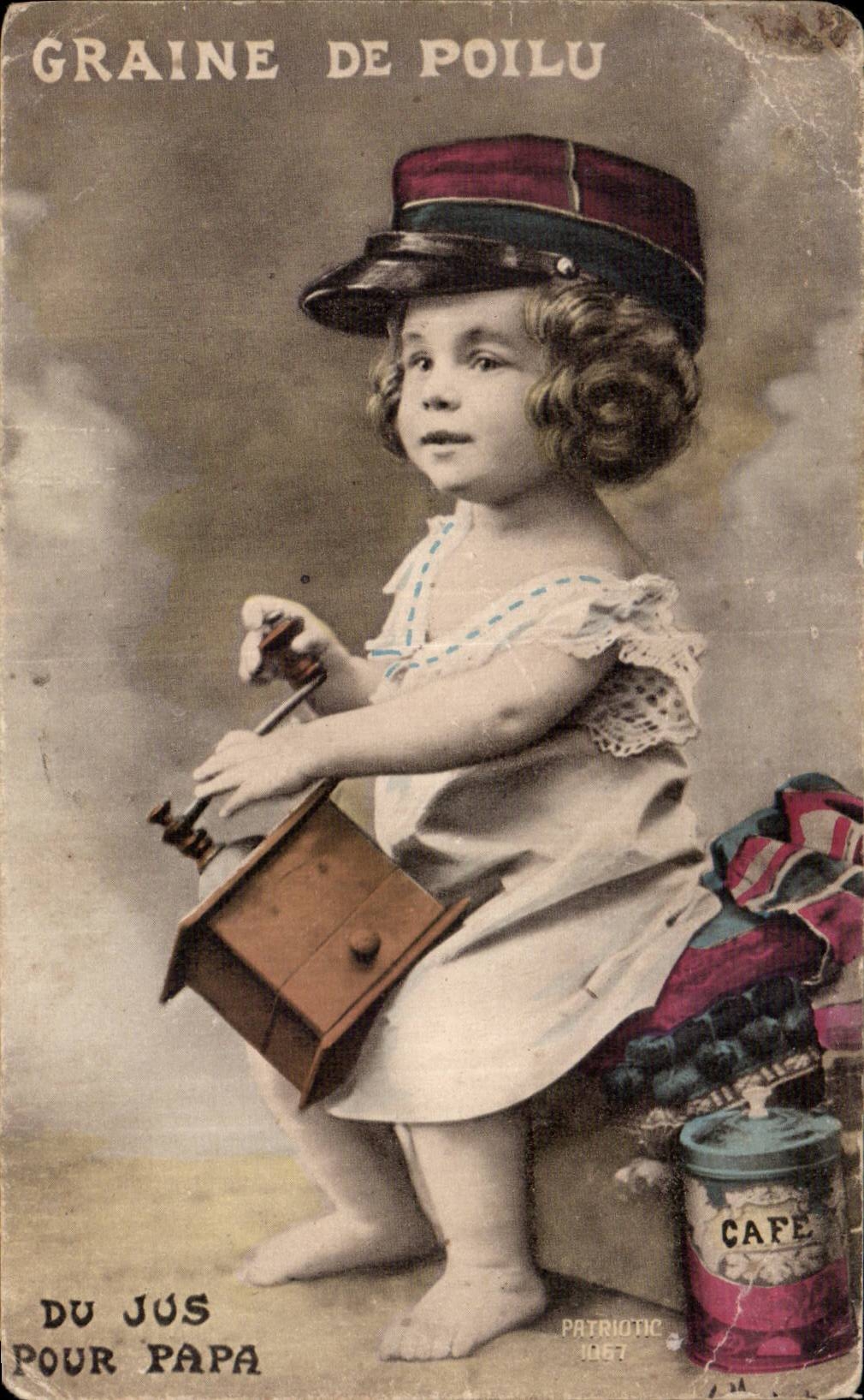 CPA Fantaisie Militaria Enfant Graine de poilu CAfe