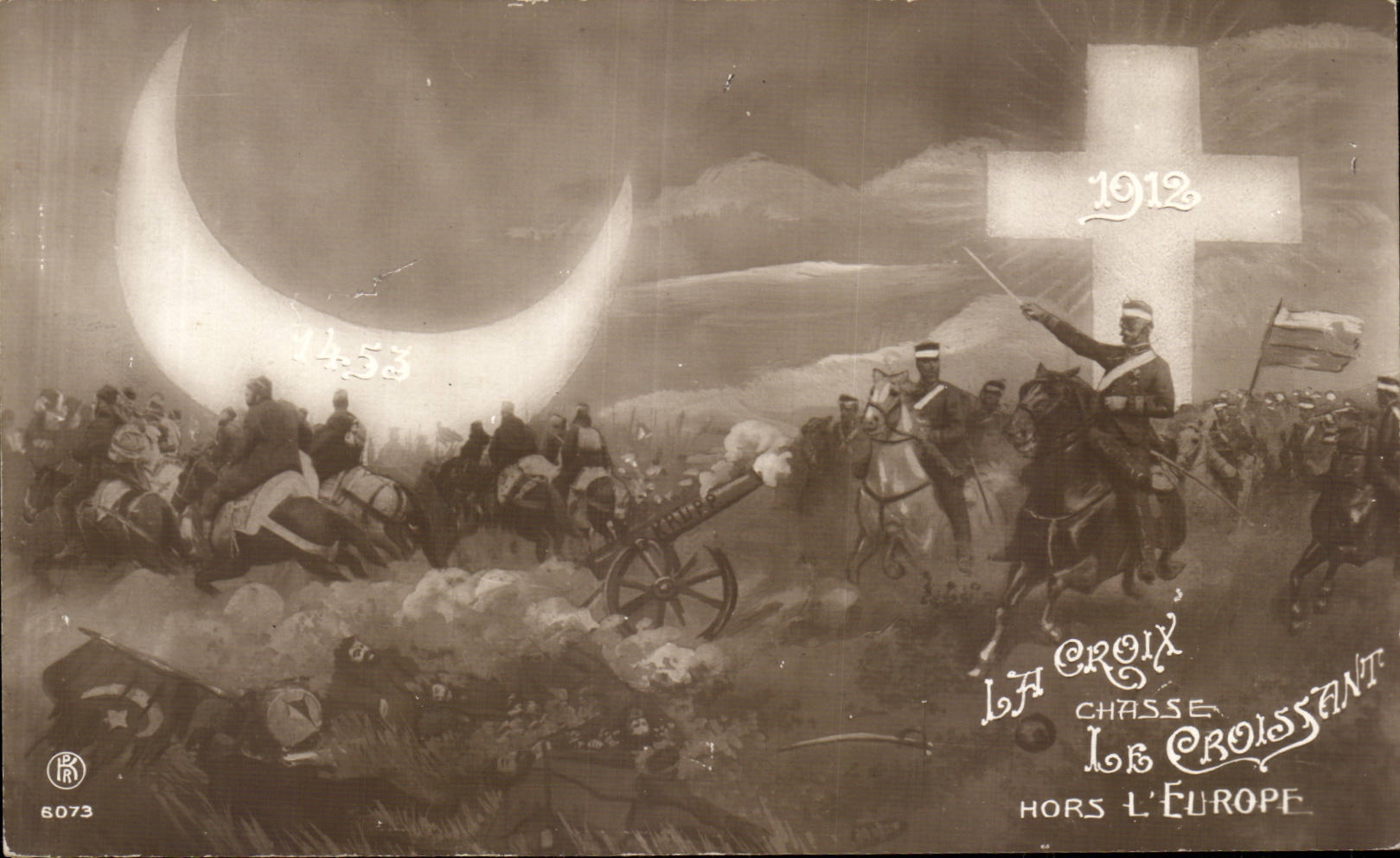 CPA Fantaisie Militaria La croix chasse le croissant hors l Europe