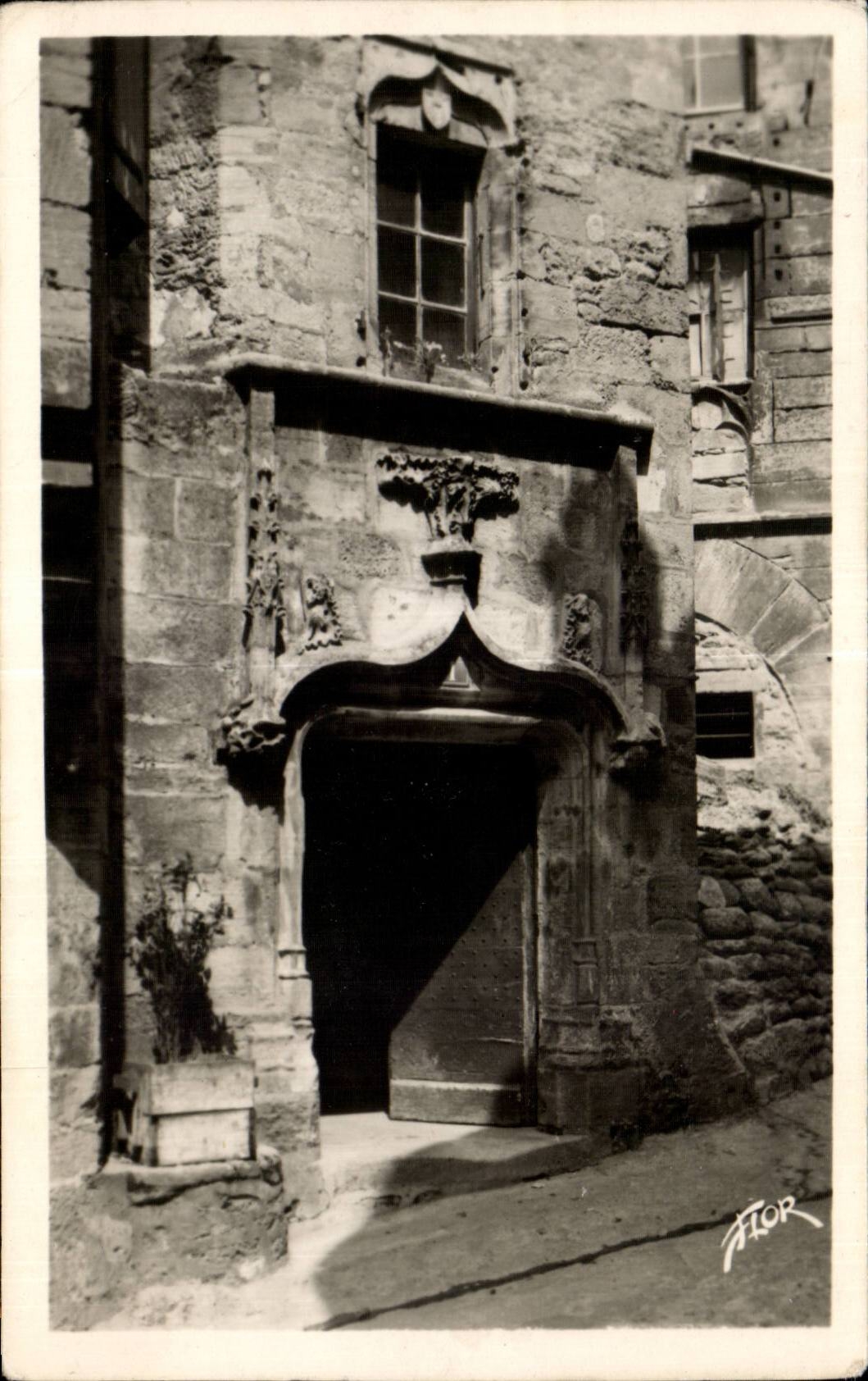 Tor der Stadt Sarlat — Architektonische Details — Ator