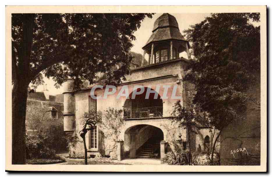 Sarlat — The Former Presidial (17th Century) — Les Arts Graphiques, Toulouse, Rue de la Concorde