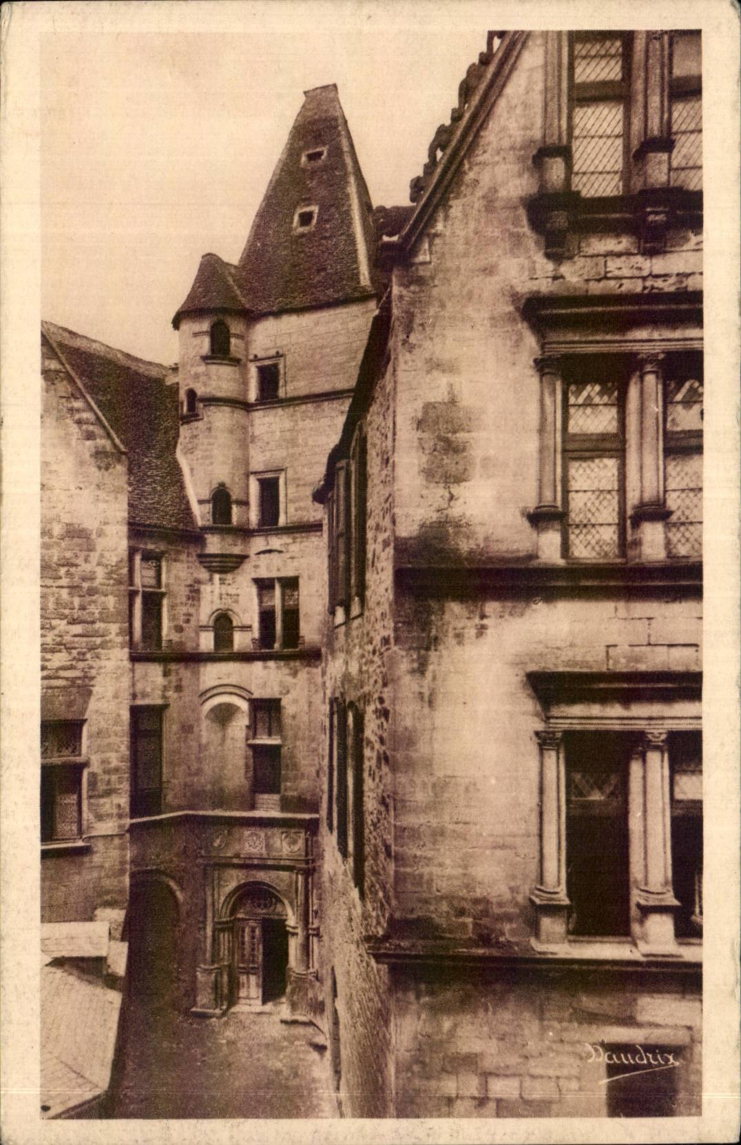 Sarlat - Hotel de Maleville - CPA 