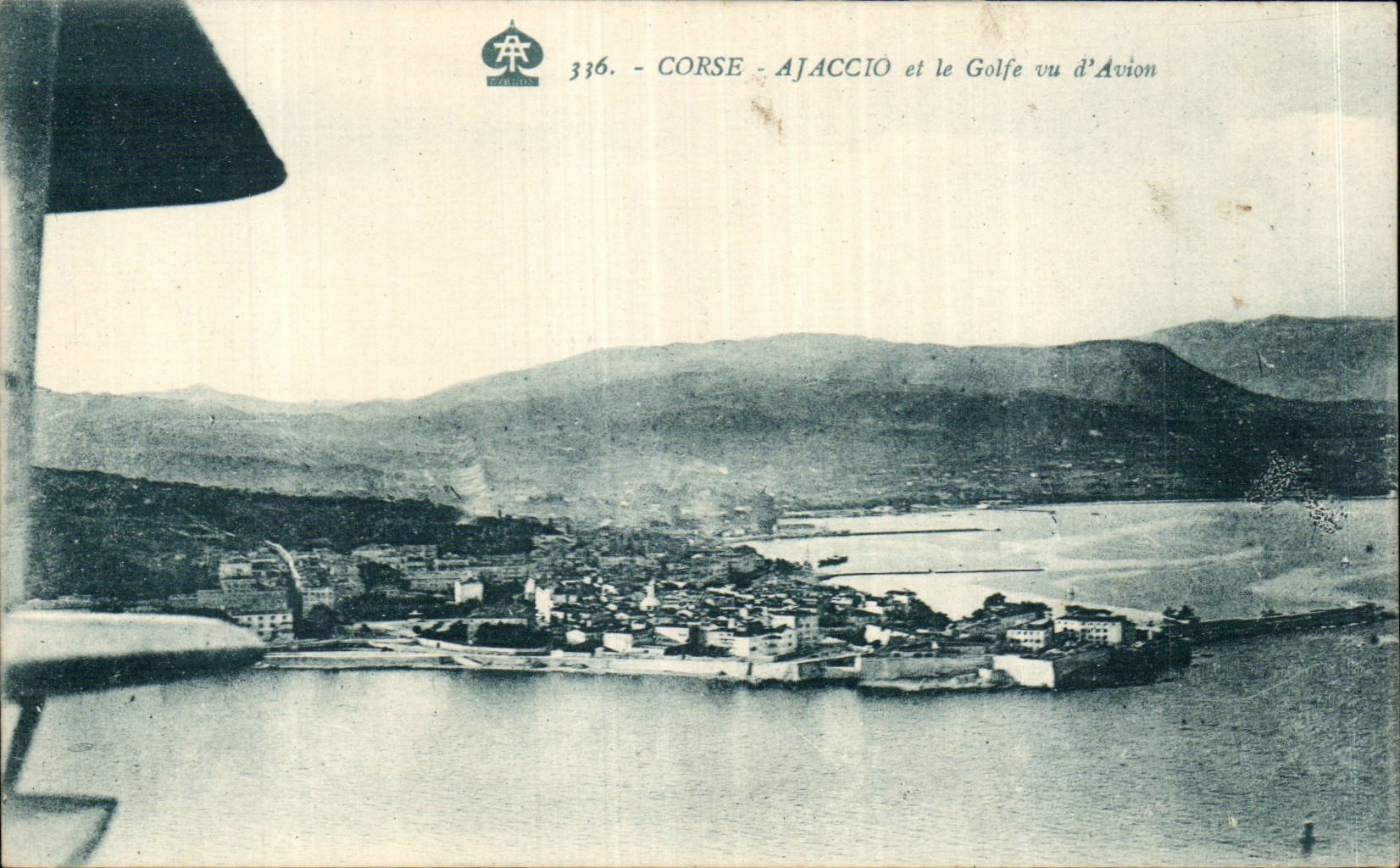 Corse - Ajaccio et le Golfe vu d'Avion — éditeur CPAPHIL, n° 336